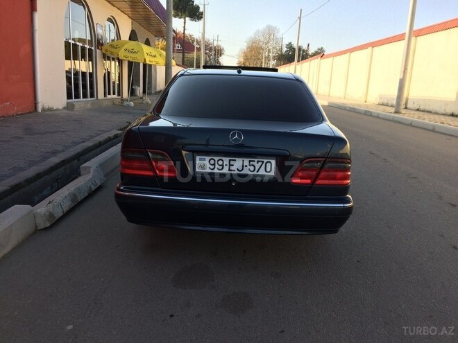 Mercedes E 280 2000, 214,098 km - 2.8 l - Şəmkir