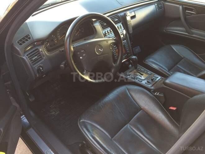 Mercedes E 280 2000, 214,098 km - 2.8 l - Şəmkir
