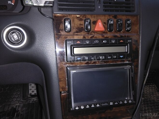 Mercedes E 320 2001, 206,000 km - 3.2 l - Bakı
