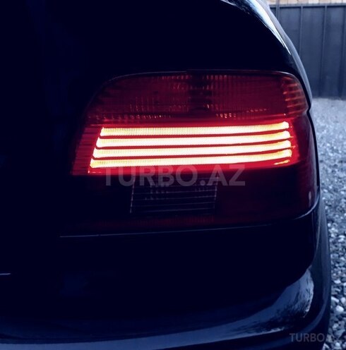 BMW 525 2001, 215,369 km - 2.5 l - Sumqayıt