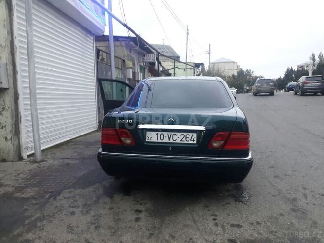 Mercedes E 230 1997, 290,000 km - 2.3 л - Mingəçevir