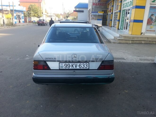 Mercedes  1991, 312,546 km - 3.0 л - Lənkəran