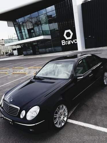 Mercedes E 320 2003, 210,000 km - 0.3 л - Bakı