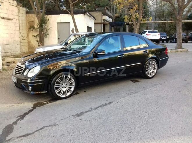 Mercedes E 320 2003, 177,000 km - 3.2 l - Bakı