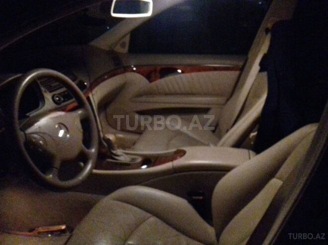 Mercedes E 320 2003, 177,000 km - 3.2 l - Bakı