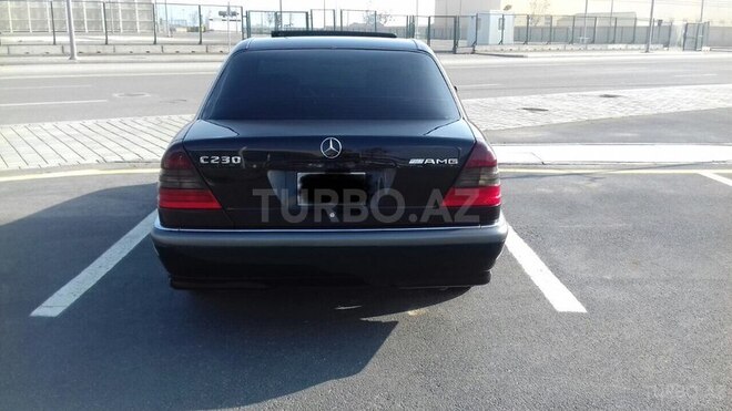Mercedes C 230 1999, 240,000 km - 2.3 l - Bakı