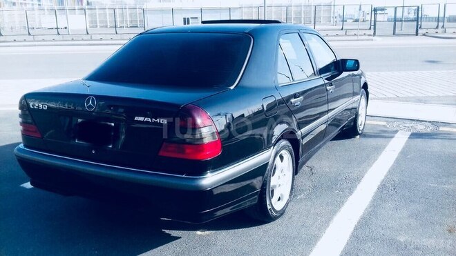 Mercedes C 230 1999, 240,000 km - 2.3 l - Bakı