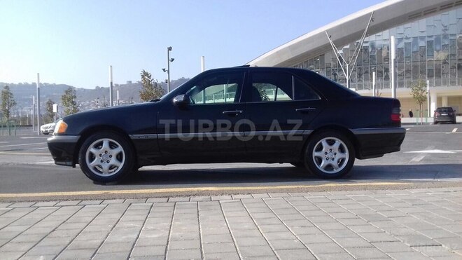 Mercedes C 230 1999, 240,000 km - 2.3 l - Bakı