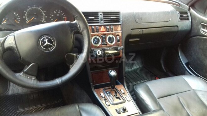 Mercedes C 230 1999, 240,000 km - 2.3 l - Bakı