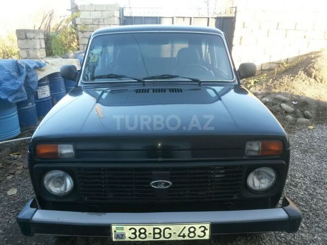 LADA (VAZ) Niva 2008, 113,000 km - 1.7 l - Qusar