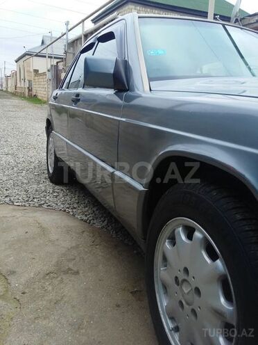 Mercedes 190 1991, 25,379 km - 2.0 л - Xırdalan