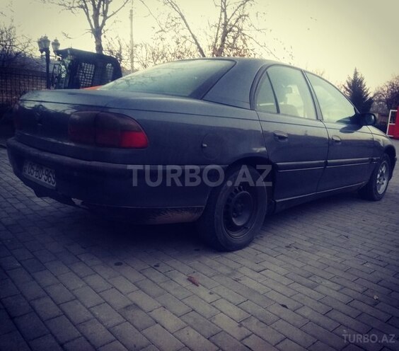 Opel Omega 1998, 230,306 km - 2.0 l - Quba
