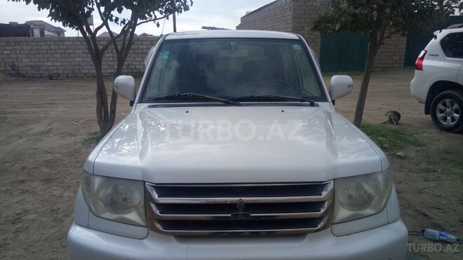 Mitsubishi Pajero io 2004, 177,000 km - 2.0 l - Bakı