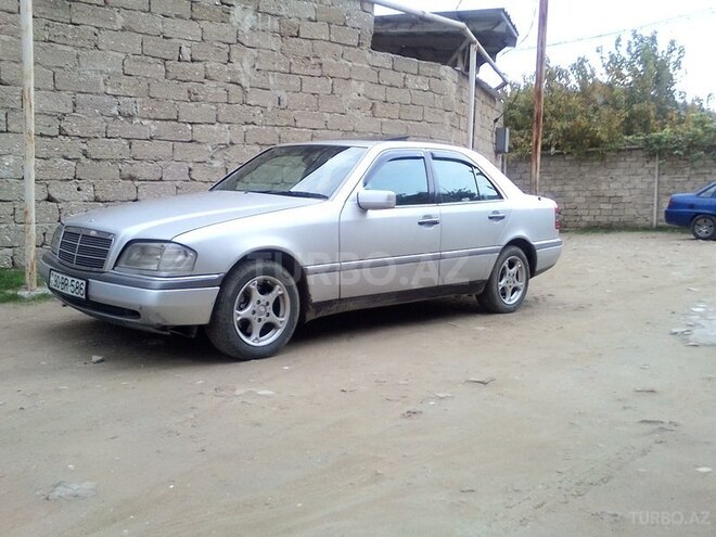 Mercedes C 220 1996, 265,000 km - 2.2 l - Bakı