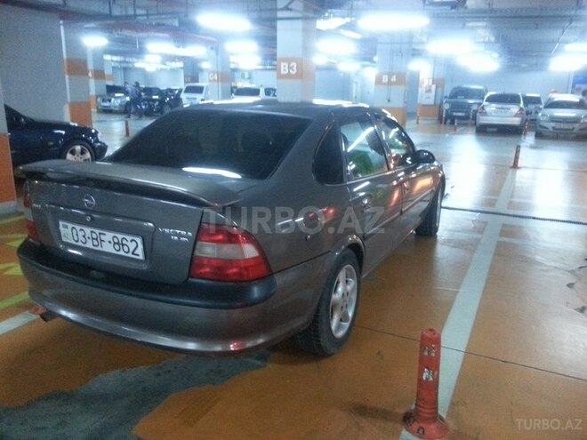 Opel Vectra 1998, 318,241 km - 1.8 l - Xırdalan
