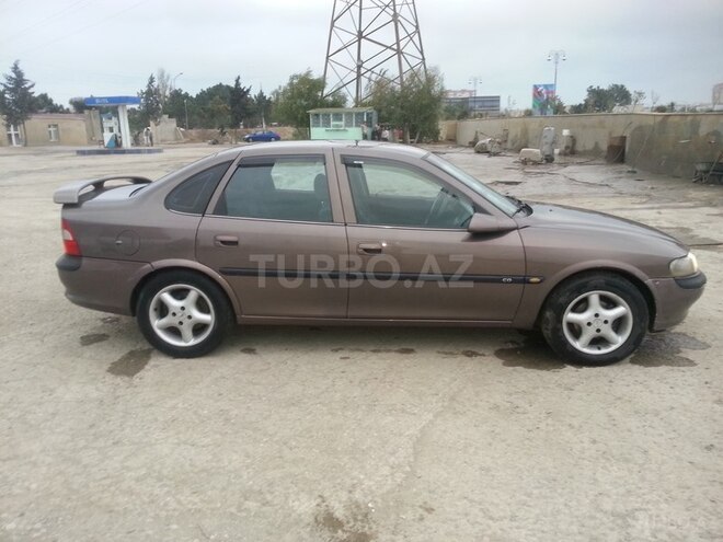 Opel Vectra 1998, 318,241 km - 1.8 l - Xırdalan