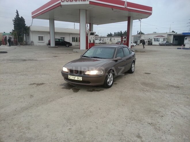 Opel Vectra 1998, 318,241 km - 1.8 l - Xırdalan