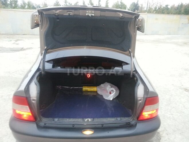 Opel Vectra 1998, 318,241 km - 1.8 l - Xırdalan
