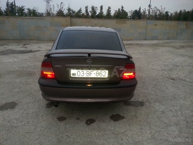 Opel Vectra 1998, 318,241 km - 1.8 l - Xırdalan