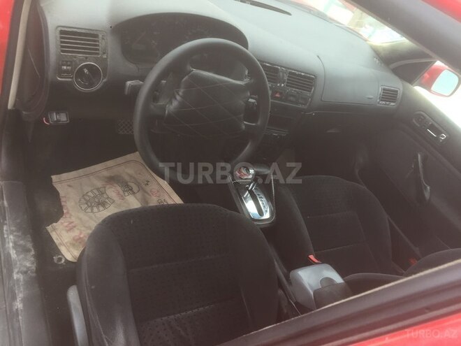 Volkswagen Golf 1999, 250,000 km - 0.6 l - Xırdalan