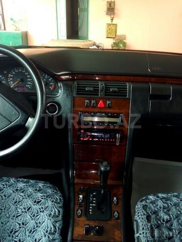 Mercedes E 230 1998, 389,442 km - 2.3 l - Ağsu