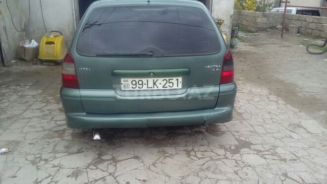 Opel Vectra 1999, 250,000 km - 1.6 l - Bakı