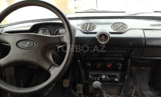 LADA (VAZ) 2106 1987, 256,000 km - 1.3 л - Salyan