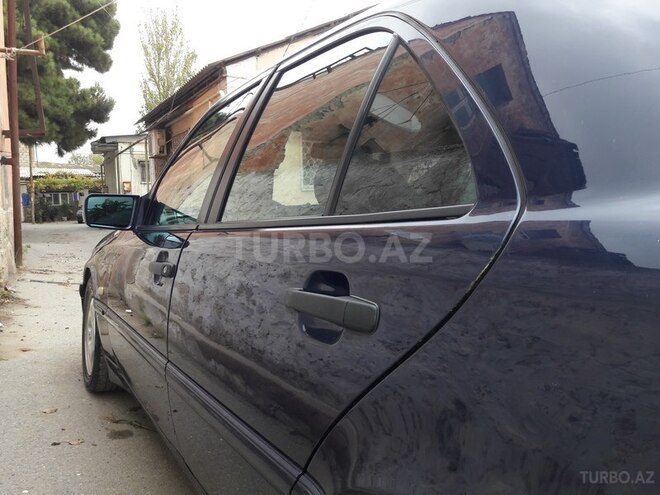 Mercedes C 200 2000, 193,000 km - 0.2 l - Bakı