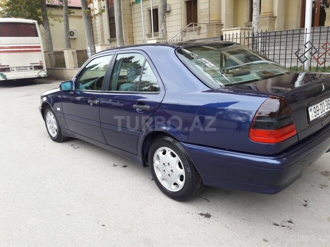 Mercedes C 180 1999, 220,000 km - 1.8 л - Bakı