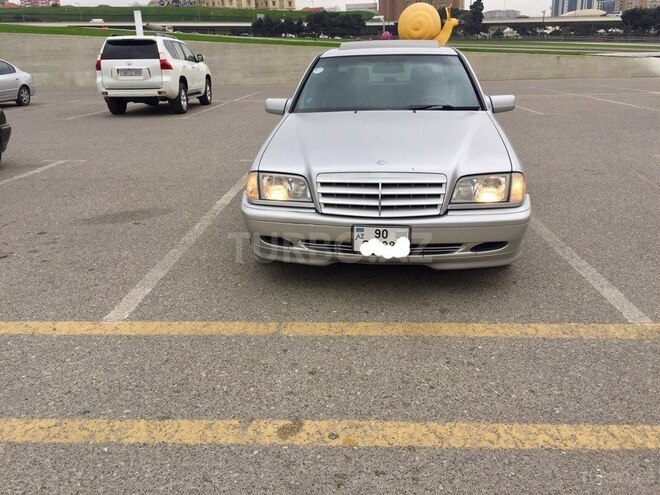 Mercedes C 230 1999, 221,341 km - 2.3 l - Bakı