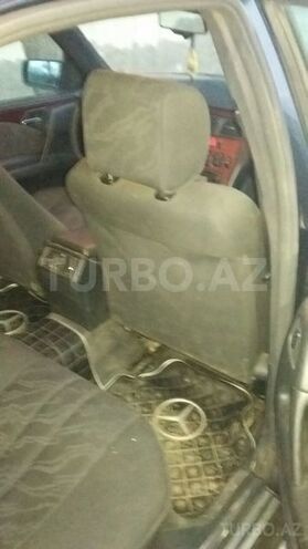 Mercedes E 230 1996, 413,000 km - 2.3 л - Salyan