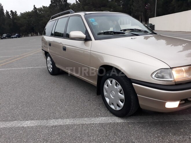 Opel Astra 1997, 230,000 km - 1.6 l - Sumqayıt
