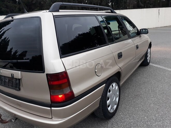 Opel Astra 1997, 230,000 km - 1.6 l - Sumqayıt