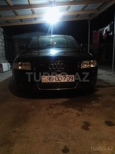 Audi A4 2003, 193,444 km - 1.8 l - Xaçmaz