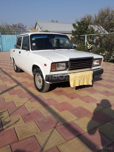 LADA (VAZ) 2107 2006, 130,000 km - 1.6 л - Yevlax