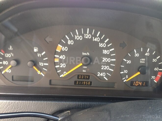 Mercedes C 180 1997, 315,050 km - 1.8 л - Bakı