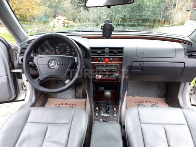 Mercedes C 180 1999, 275,000 km - 1.8 l - Bakı