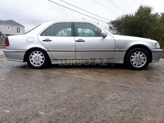 Mercedes C 180 1999, 275,000 km - 1.8 l - Bakı