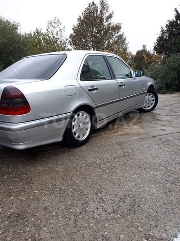 Mercedes C 180 1999, 275,000 km - 1.8 l - Bakı