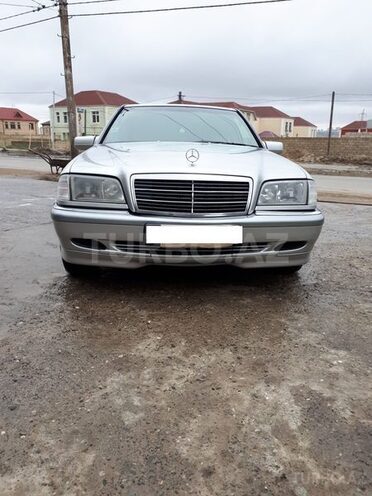 Mercedes C 180 1999, 275,000 km - 1.8 l - Bakı