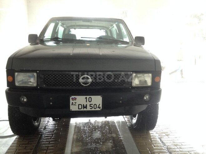 Nissan Pathfinder 1992, 300,000 km - 2.4 л - Bakı