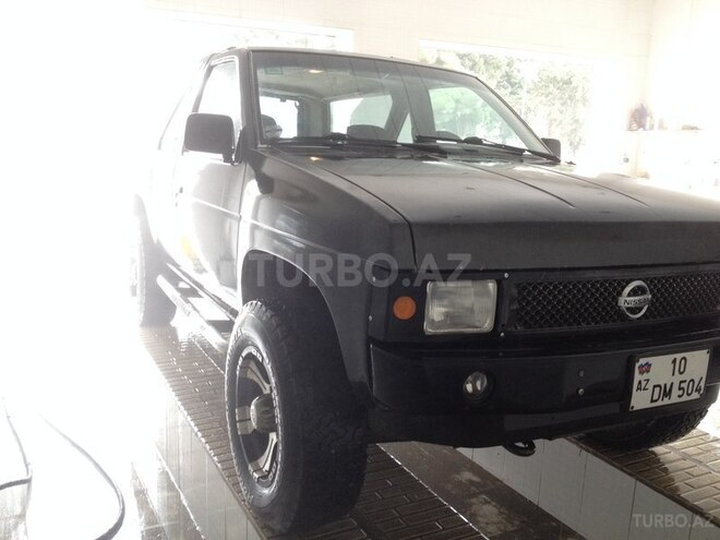 Nissan Pathfinder 1992, 300,000 km - 2.4 л - Bakı
