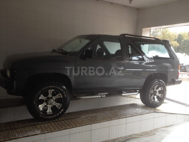 Nissan Pathfinder 1992, 300,000 km - 2.4 л - Bakı