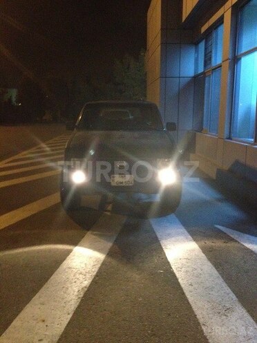 Nissan Pathfinder 1992, 300,000 km - 2.4 л - Bakı