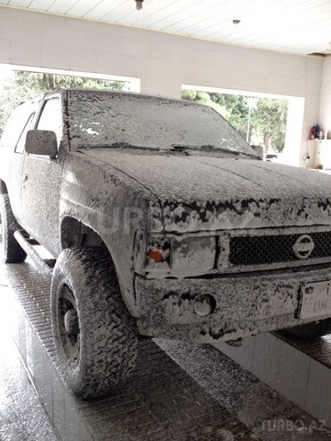 Nissan Pathfinder 1992, 300,000 km - 2.4 л - Bakı