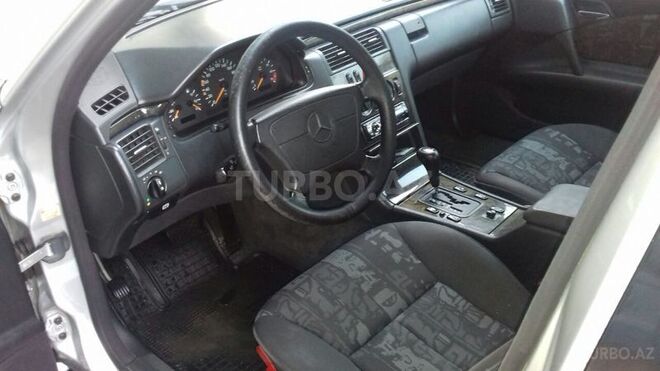 Mercedes CLK 200 1996, 319,000 km - 0.2 l - Bakı
