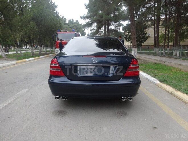 Mercedes E 240 2002, 202,000 km - 2.4 l - Şirvan