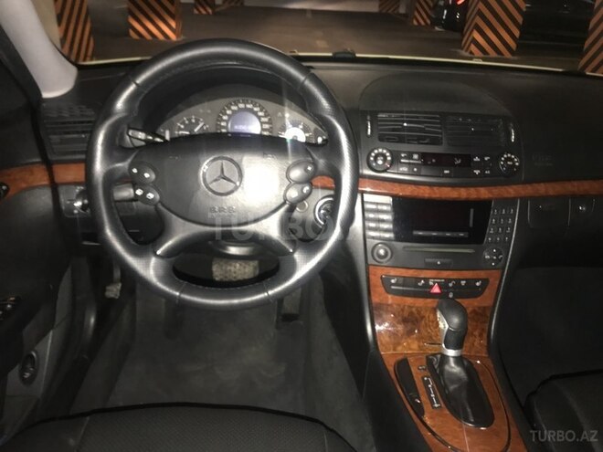 Mercedes E 220 2008, 221,000 km - 2.2 l - Bakı