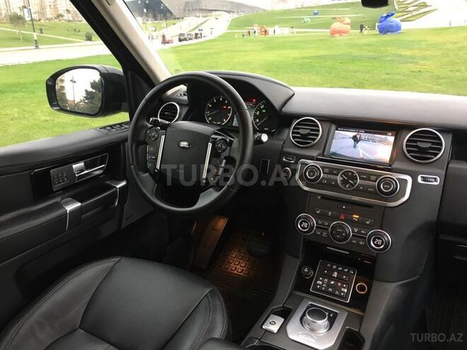 Land Rover Discovery 2016, 26,000 km - 3.0 l - Bakı