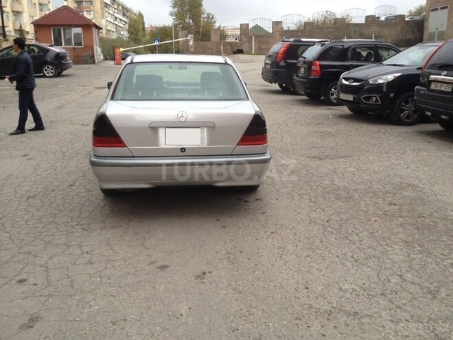 Mercedes C 200 1997, 245,000 km - 2.0 l - Bakı